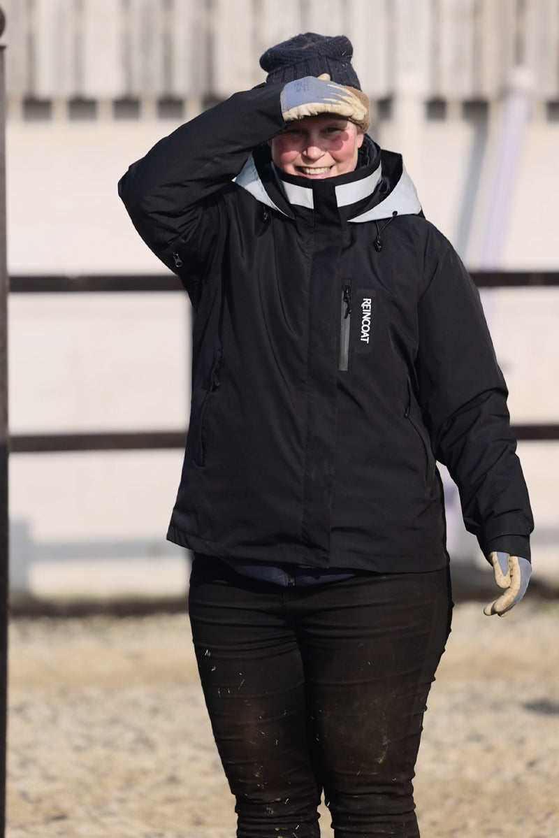 Gina wearing size XL