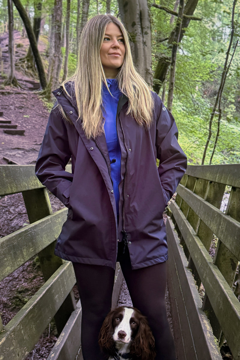 Becky wearing size M