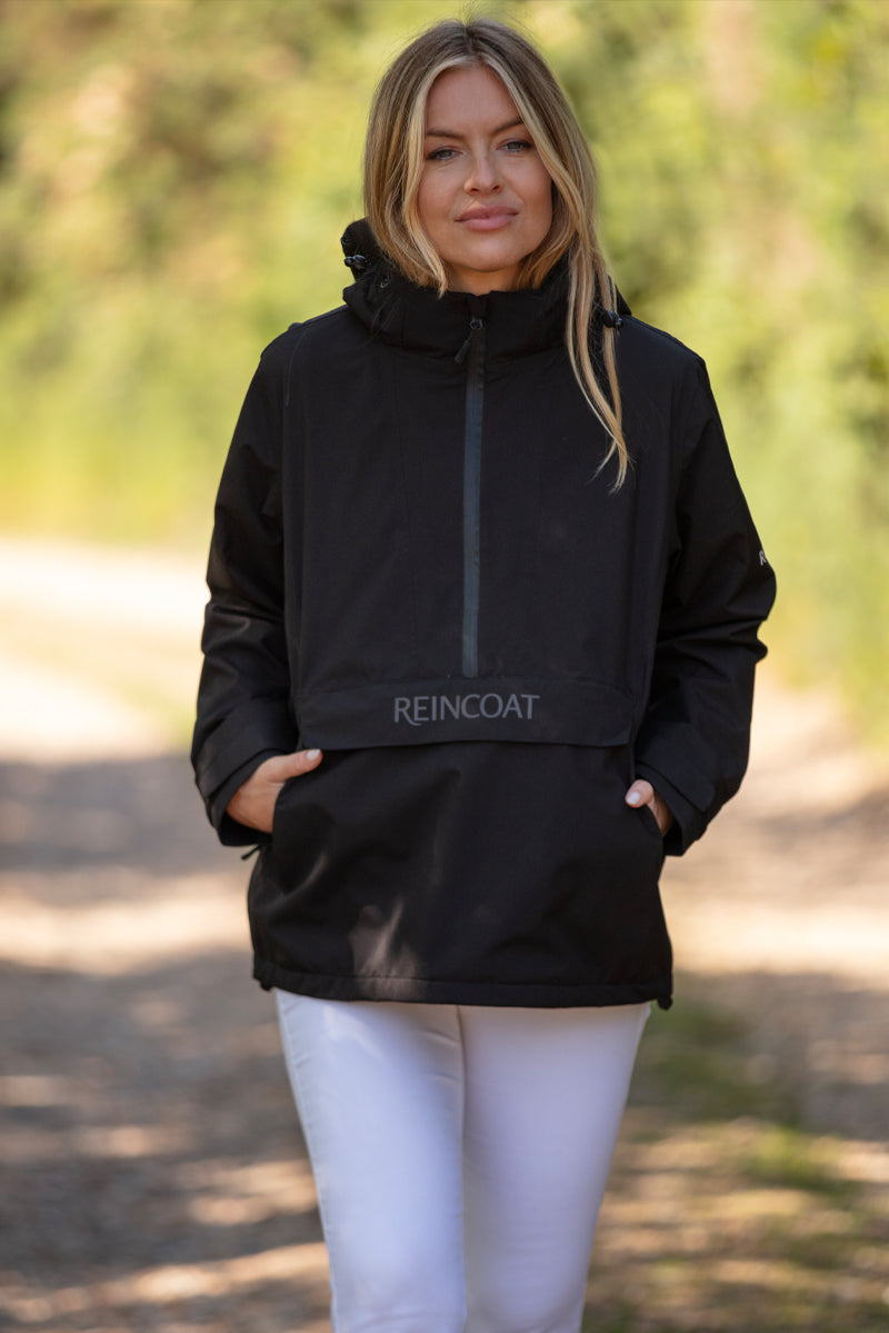 Kirsty wearing size M